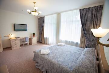 Категория «Люкс» в Гостинице Грин Лайн